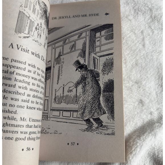 The Strange Case of Dr. Jekyll and Mr. Hyde Illustrated Adapted Dalmatian Press - Picture 7 of 7